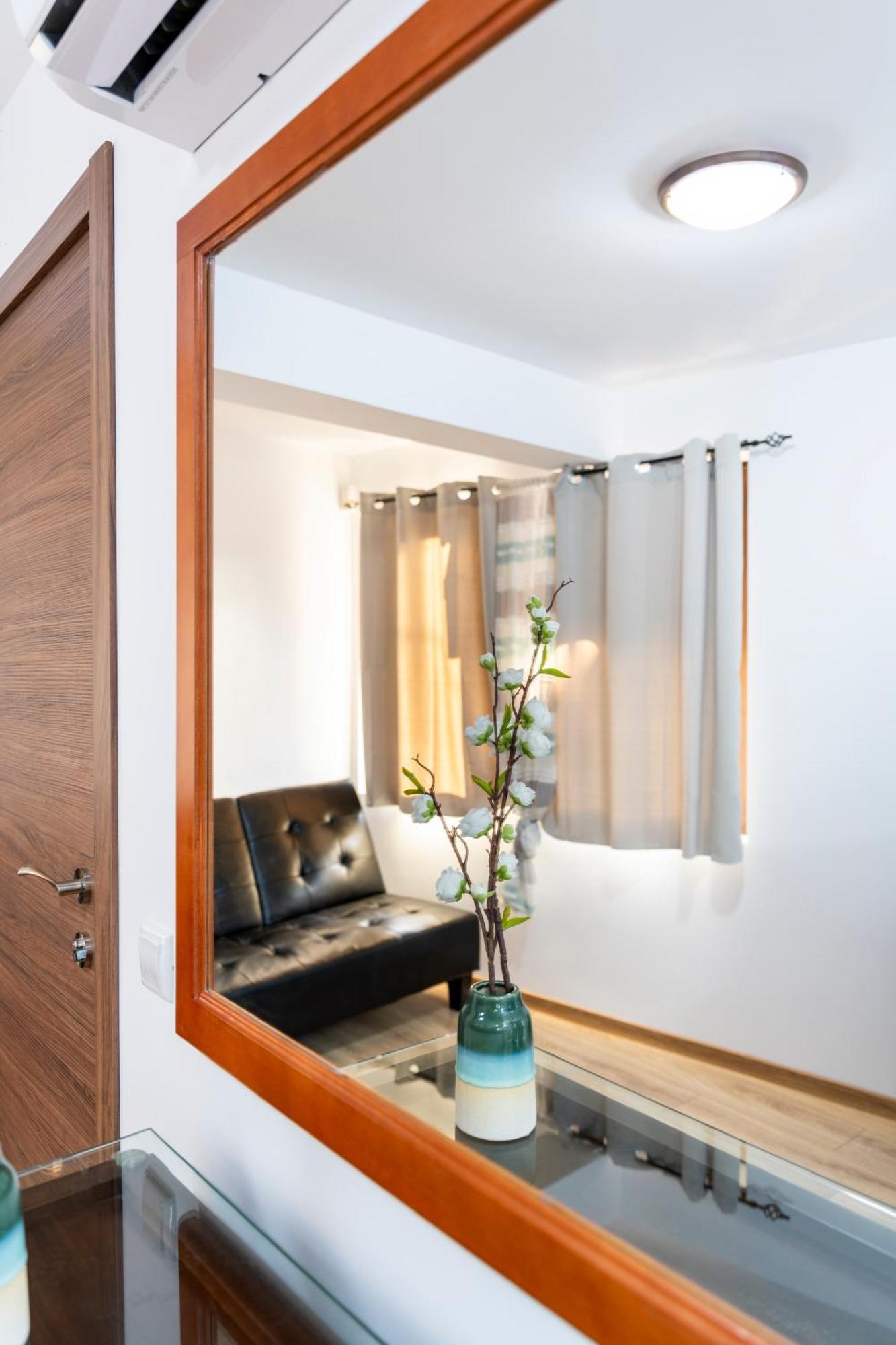 Irb Emona 4 Guest house